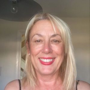 Meet your Posher, Coral